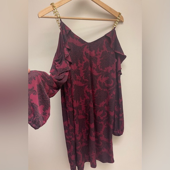 MICHAEL Michael Kors Dresses & Skirts - Michael Kors off shoulder long sleeve red dress SizeM